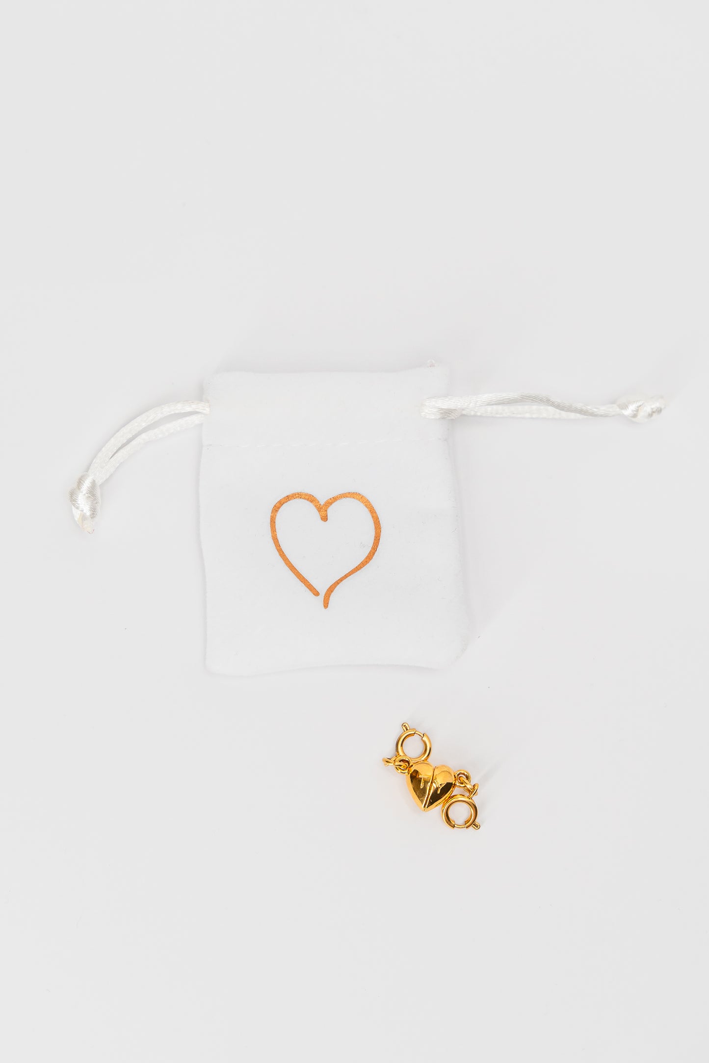 π« SOLD OUT ππΎπ* Combo Hynies Bracelet + Magnetic Heart "Connections" Charm + "Fur Baby" Charm + Candy Cane "Holiday" Charm