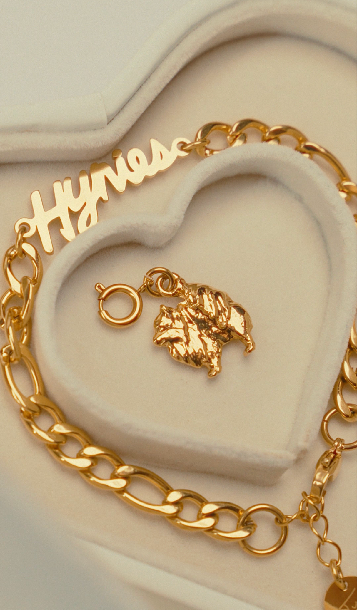 * 💫 IN STOCK💛🐾* Hynies Bracelet + Magnetic Heart Charm + Fur Baby Charm